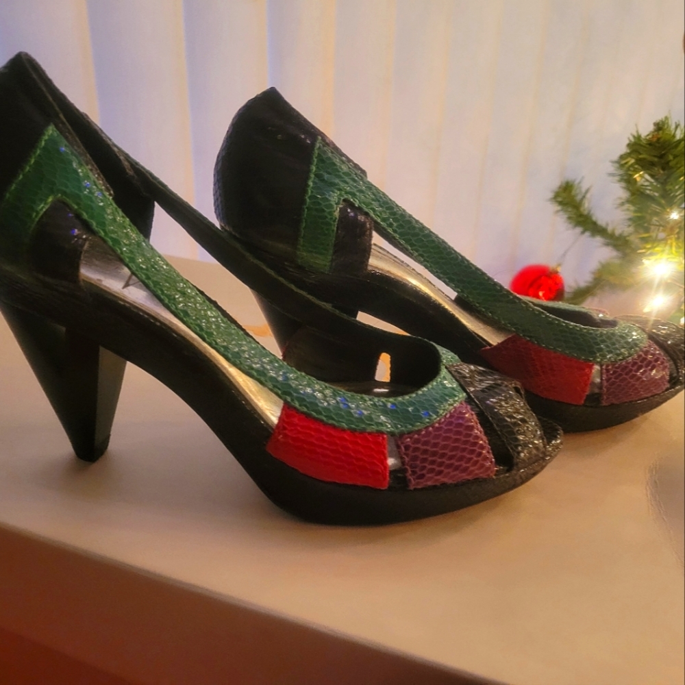 Womens shoes